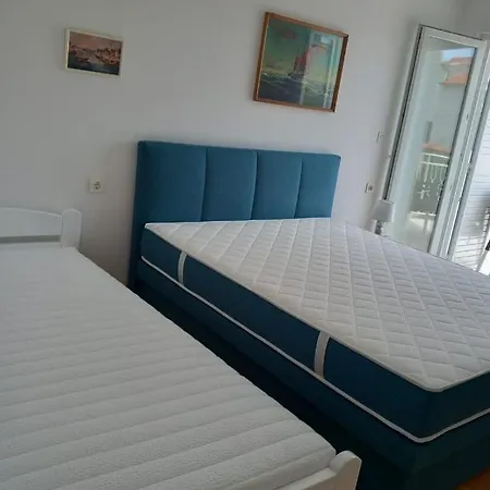 Mladen Apartment *